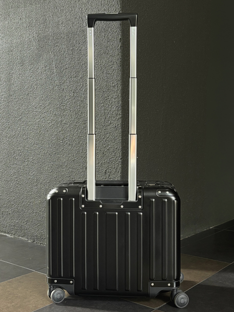San Remo Platinum Series - Jet Black