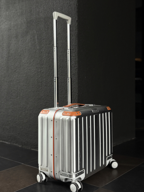 San Remo Platinum Series - Metallic Silver