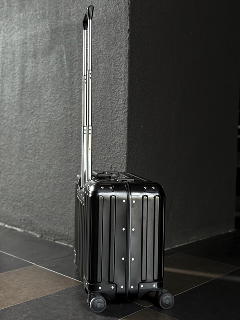 San Remo Platinum Series - Jet Black