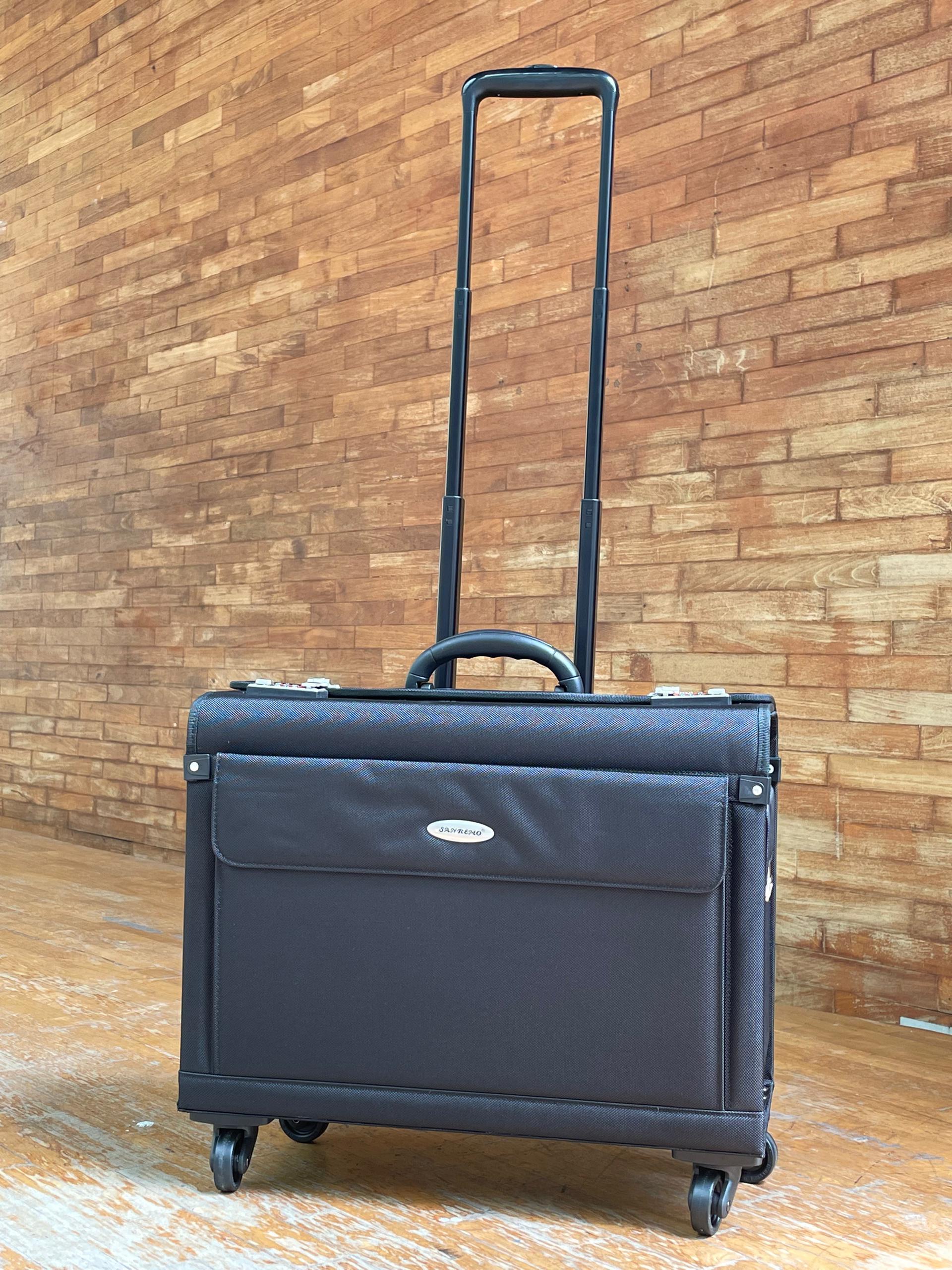 Lawyer trolley bag deals